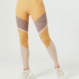 Also yoga leggings